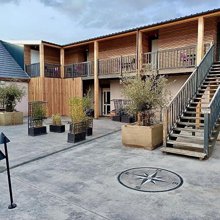 Logis Hotel Volcan Sancy Nebouzat Ngoại thất bức ảnh