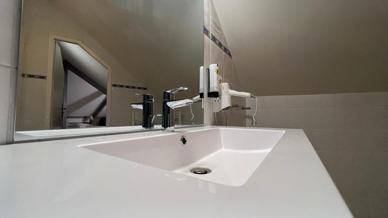 Logis Hotel Volcan Sancy Nebouzat Ngoại thất bức ảnh